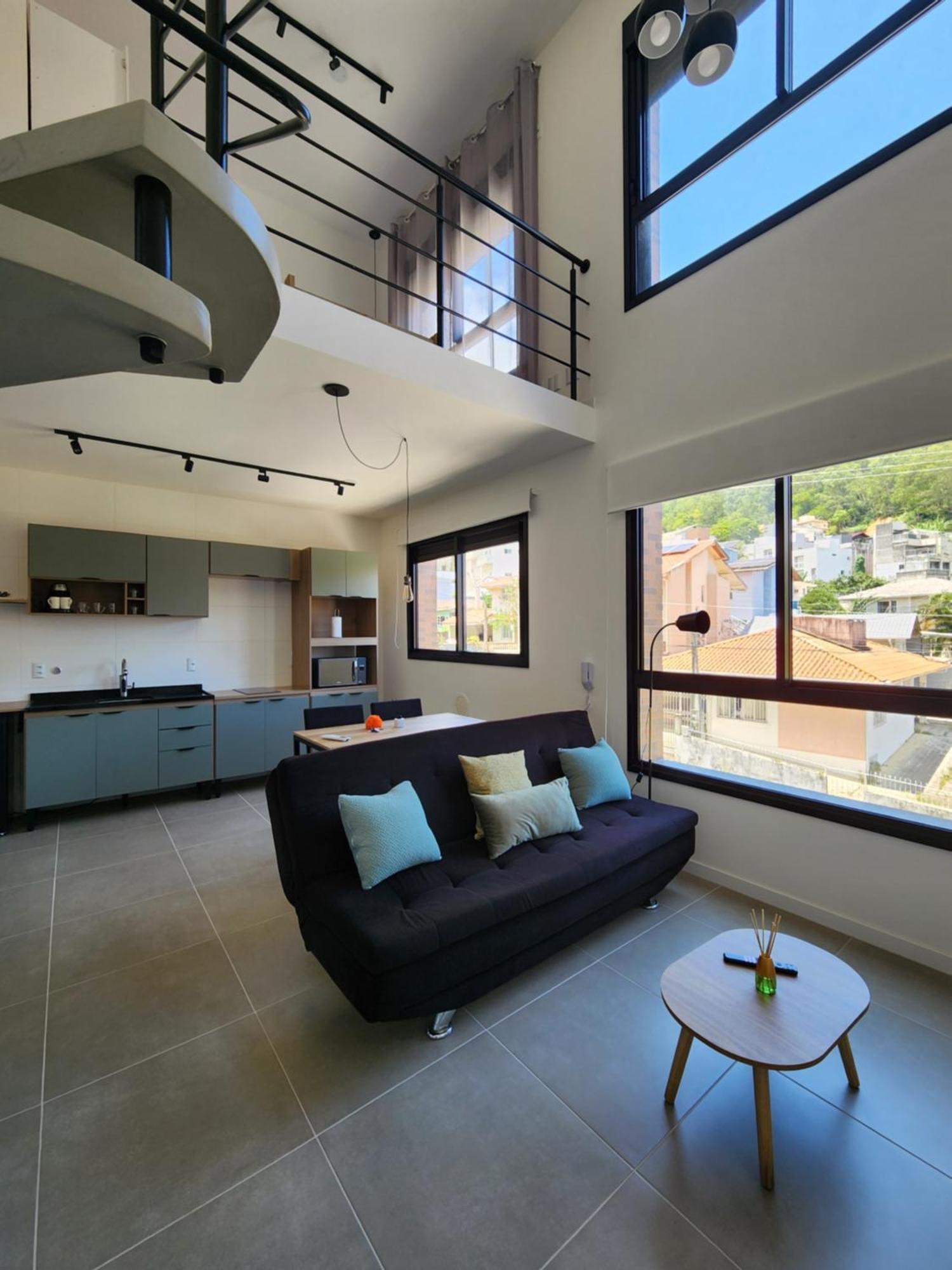 Loft Up 203