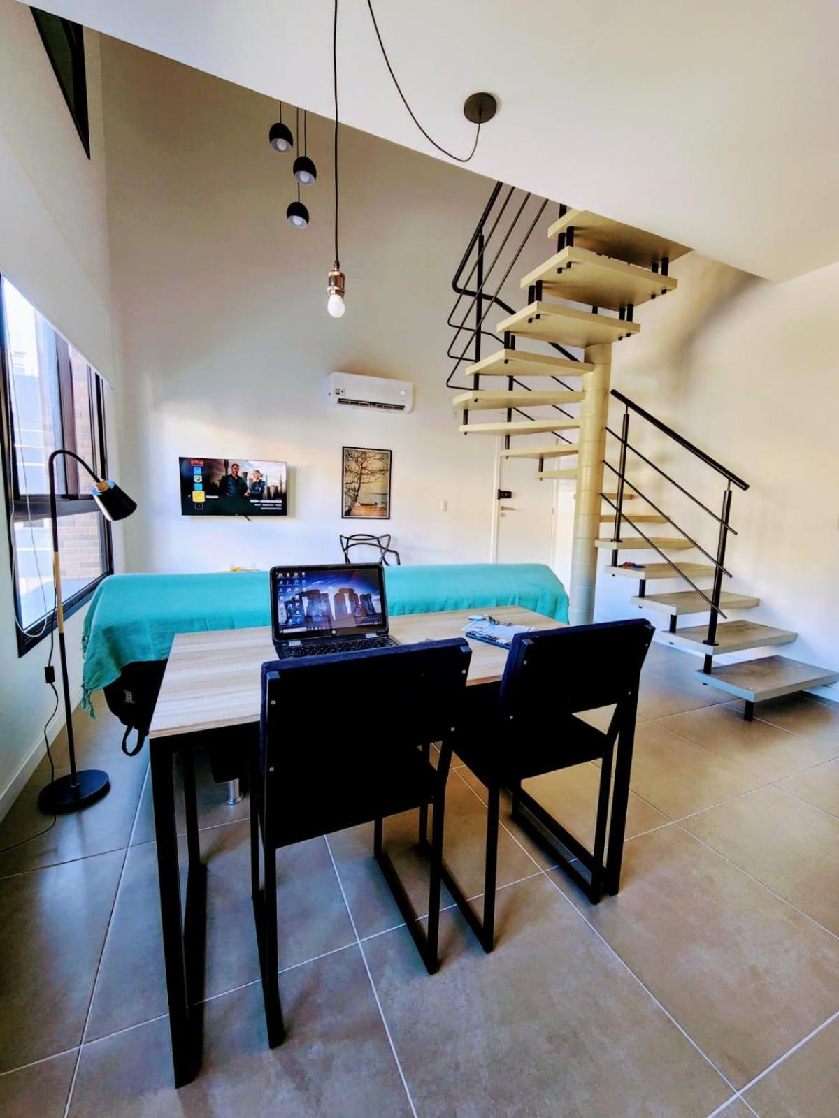 Loft Up 203 *