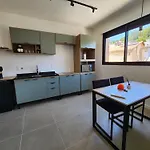 Loft Up 203